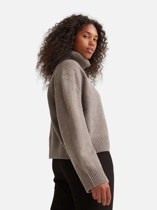 Short Sleeve Sweater